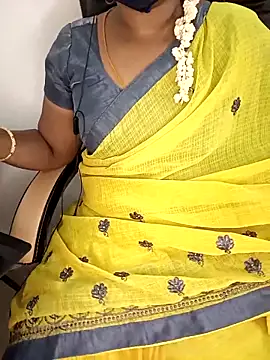 Snapshot of Tamil-hotwife chatting on 02/14/25, 07:44 Tamil-hotwife online show from 02/14/25, 07:44