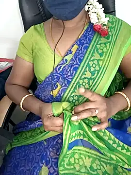 Snapshot of Tamil-hotwife chatting on 02/15/25, 07:50 Tamil-hotwife online show from 02/15/25, 07:50