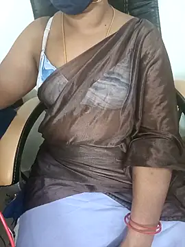 Snapshot of Tamil-hotwife chatting on 02/22/25, 09:48 Tamil-hotwife online show from 02/22/25, 09:48