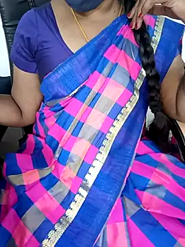 Snapshot of Tamil-hotwife chatting on 02/26/25, 01:41 Tamil-hotwife online show from 02/26/25, 01:41