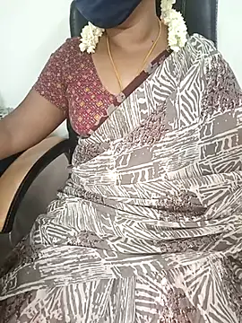 Snapshot of Tamil-hotwife chatting on 03/05/25, 05:07 Tamil-hotwife online show from 03/05/25, 05:07
