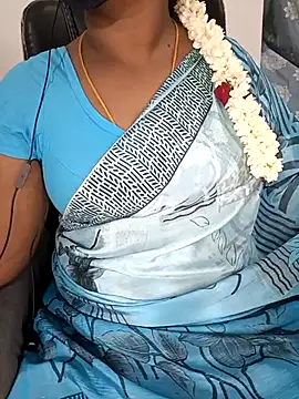 Snapshot of Tamil-hotwife chatting on 09/18/25, 04:53 Tamil-hotwife online show from 09/18/25, 04:53
