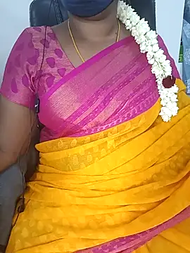 Snapshot of Tamil-hotwife chatting on 09/29/25, 04:34 Tamil-hotwife online show from 09/29/25, 04:34
