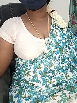Tamil-hotwife online show from 06/03/26, 05:40