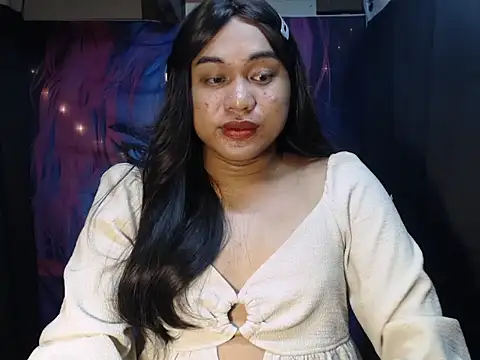 Snapshot of bettina_love chatting on 11/03/25, 09:59 bettina love online show from 11/03/25, 09:59