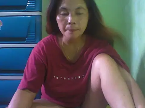 Snapshot of big_tits24 chatting on 10/24/25, 06:54 big tits24 online show from 10/24/25, 06:54