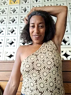 Goldenlace online show from 12/29/24, 04:05