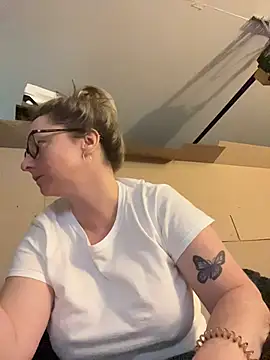Vivian MayXxX online show from 07/12/26, 08:11