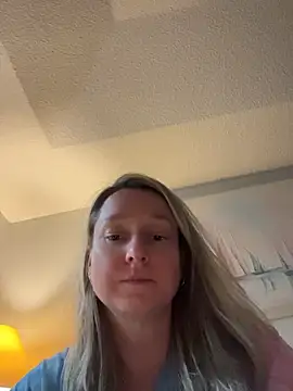 Vivian MayXxX online show from 07/23/26, 12:46