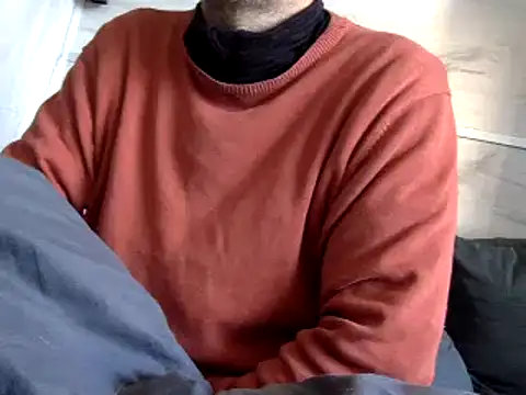 curioushetero online show from 01/17/25, 11:49