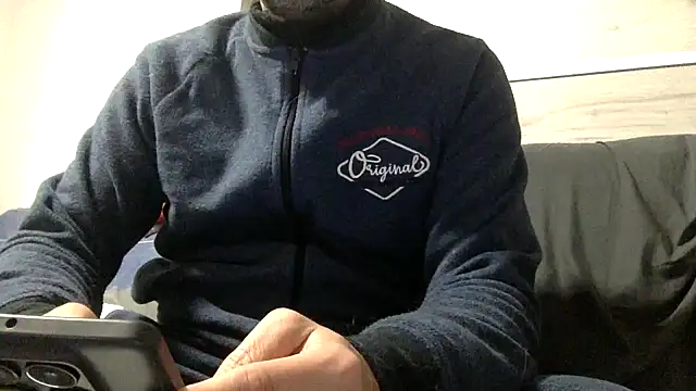 curioushetero online show from 02/03/25, 07:42