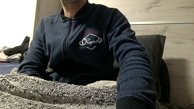 curioushetero online show from 02/10/25, 06:03