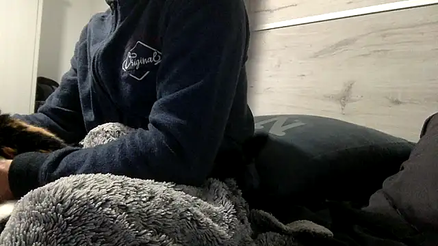 curioushetero online show from 02/24/25, 06:04