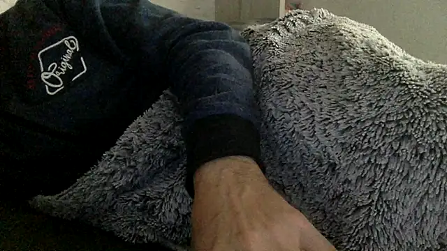 curioushetero online show from 03/10/25, 05:29