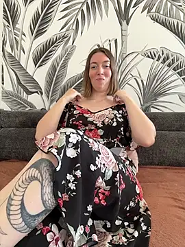 Daisy Michto Officiel online show from 05/22/26, 01:17