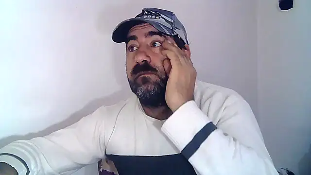 Snapshot of ZYXEL353 chatting on 01/26/25, 08:36 ZYXEL353 online show from 01/26/25, 08:36