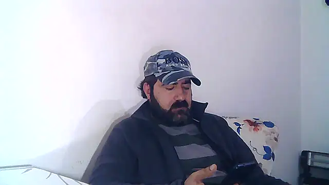 Snapshot of ZYXEL353 chatting on 02/01/25, 10:23 ZYXEL353 online show from 02/01/25, 10:23