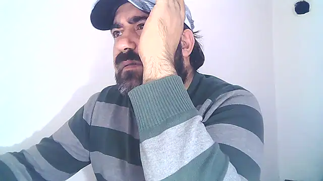 Snapshot of ZYXEL353 chatting on 02/07/25, 08:20 ZYXEL353 online show from 02/07/25, 08:20