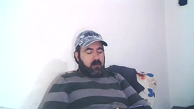 Snapshot of ZYXEL353 chatting on 02/10/25, 09:47 ZYXEL353 online show from 02/10/25, 09:47