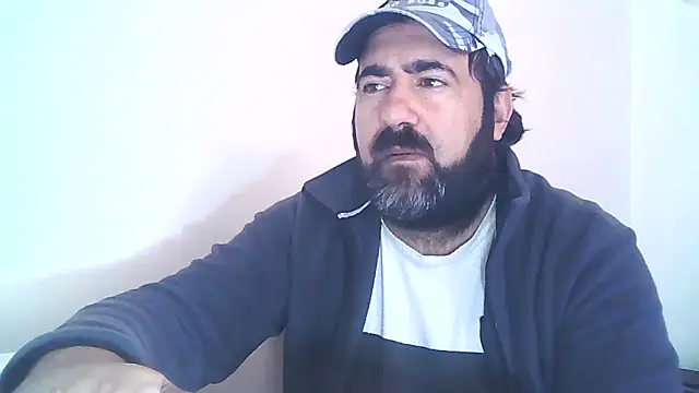 Snapshot of ZYXEL353 chatting on 02/13/25, 02:20 ZYXEL353 online show from 02/13/25, 02:20