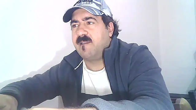 Snapshot of ZYXEL353 chatting on 02/14/25, 11:09 ZYXEL353 online show from 02/14/25, 11:09