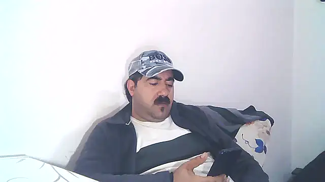 Snapshot of ZYXEL353 chatting on 02/16/25, 08:22 ZYXEL353 online show from 02/16/25, 08:22