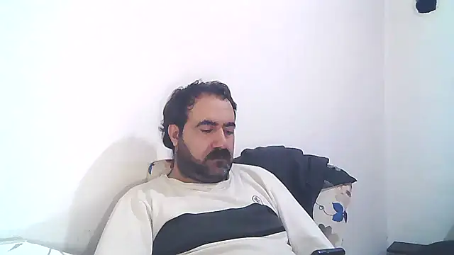 Snapshot of ZYXEL353 chatting on 02/26/25, 10:09 ZYXEL353 online show from 02/26/25, 10:09