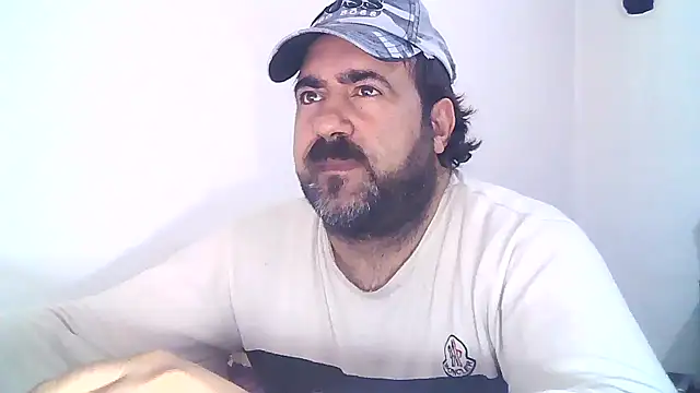 Snapshot of ZYXEL353 chatting on 03/01/25, 06:43 ZYXEL353 online show from 03/01/25, 06:43