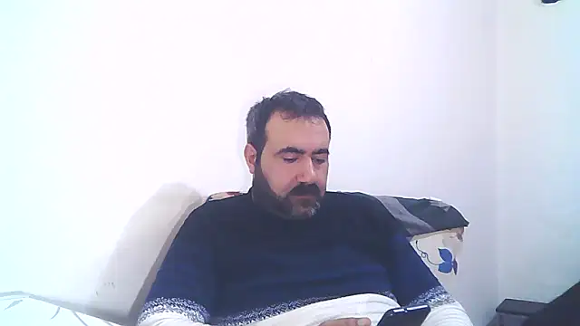 Snapshot of ZYXEL353 chatting on 03/05/25, 12:59 ZYXEL353 online show from 03/05/25, 12:59