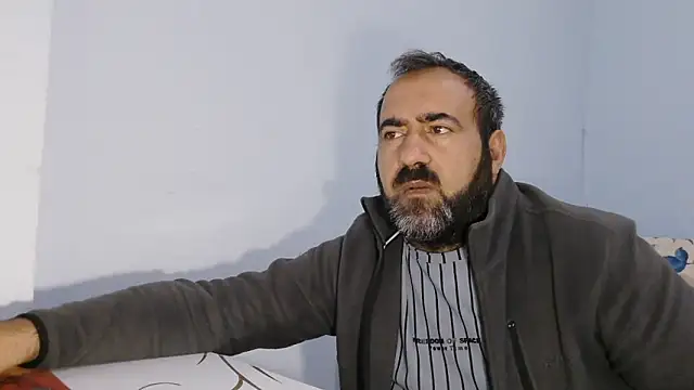 Snapshot of ZYXEL353 chatting on 10/16/25, 10:44 ZYXEL353 online show from 10/16/25, 10:44