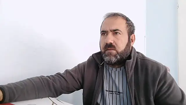 Snapshot of ZYXEL353 chatting on 10/17/25, 12:19 ZYXEL353 online show from 10/17/25, 12:19