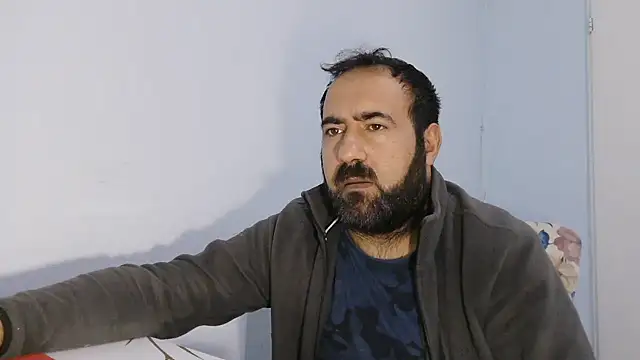 Snapshot of ZYXEL353 chatting on 10/19/25, 11:38 ZYXEL353 online show from 10/19/25, 11:38