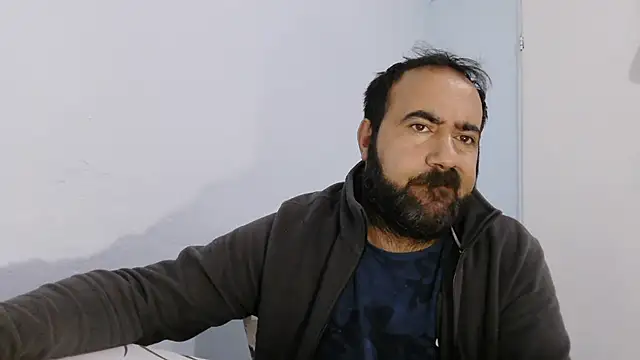 Snapshot of ZYXEL353 chatting on 10/21/25, 02:29 ZYXEL353 online show from 10/21/25, 02:29