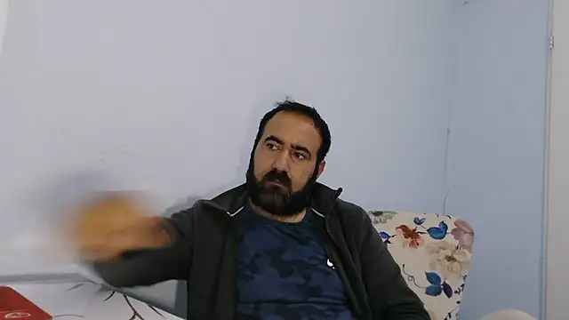 Snapshot of ZYXEL353 chatting on 10/26/25, 11:42 ZYXEL353 online show from 10/26/25, 11:42