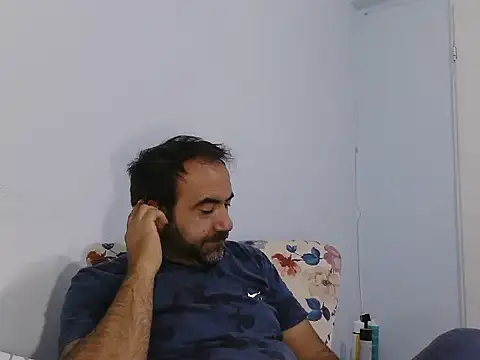 Snapshot of ZYXEL353 chatting on 11/14/25, 05:00 ZYXEL353 online show from 11/14/25, 05:00