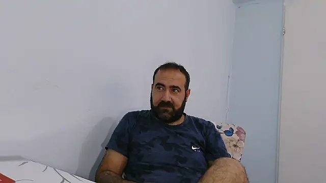 Snapshot of ZYXEL353 chatting on 11/22/25, 01:21 ZYXEL353 online show from 11/22/25, 01:21