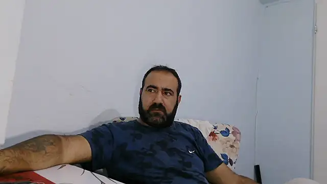 Snapshot of ZYXEL353 chatting on 11/30/25, 12:03 ZYXEL353 online show from 11/30/25, 12:03