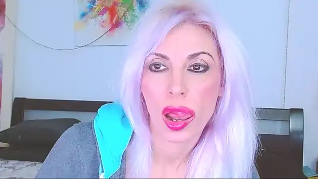 HoneyLara online show from 01/28/25, 05:46