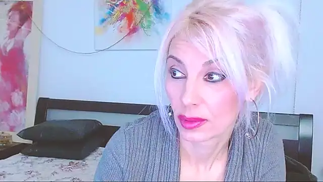 HoneyLara online show from 02/07/25, 07:49