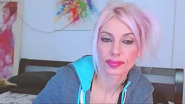 HoneyLara online show from 02/12/25, 01:52