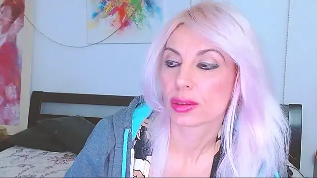 HoneyLara online show from 02/17/25, 03:25