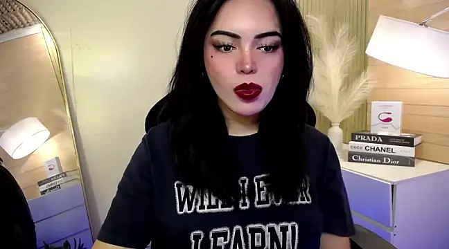 HotstuffCherrySummer online show from 12/05/24, 06:43