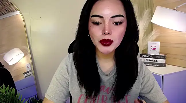 HotstuffCherrySummer online show from 12/07/24, 09:28