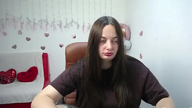 MilanaPrice online show from 09/18/25, 06:15