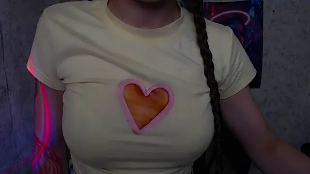MaryEm976 online show from 06/05/26, 04:52