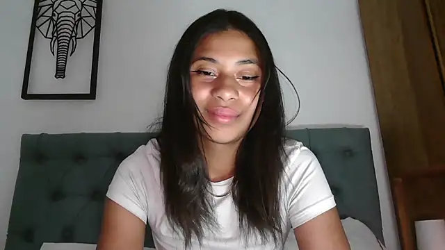 dark enchantress  online show from 10/16/25, 05:19