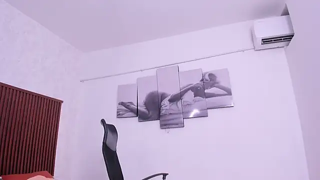 sofia valencia ms online show from 02/24/25, 10:47