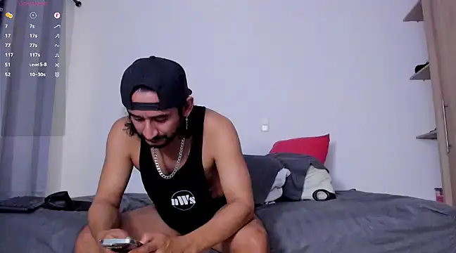 Cloudy pigDude online show from 02/24/25, 01:21