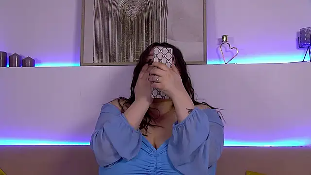 LillianKim online show from 01/25/25, 04:45