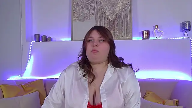 LillianKim online show from 02/25/25, 12:36